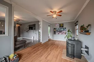 404 Kenyon Ave, Romeoville, IL 60446 - Photo 10