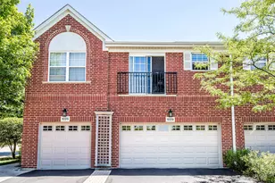 1029 Enfield Dr, Northbrook, IL 60062 - Photo 1