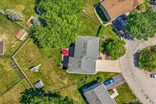 1280 Pembrook Circle, Roselle, IL 60172 - Photo 40