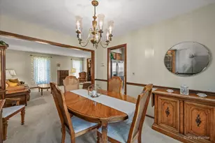 1280 Pembrook Circle, Roselle, IL 60172 - Photo 8