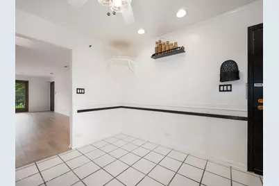 4136 Cove Lane #E, Glenview, IL 60025 - Photo 16