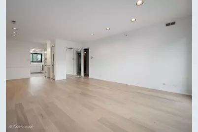 4136 Cove Lane #E, Glenview, IL 60025 - Photo 6