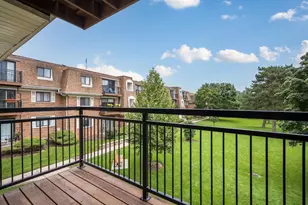 4136 Cove Ln, Glenview, IL 60025 - Photo 20