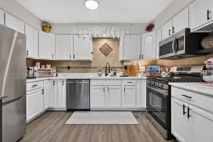552 N Center St, Braidwood, IL 60408 - Photo 8