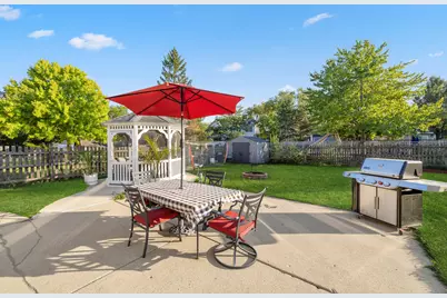 2317 Broadway Lane, Schaumburg, IL 60194 - Photo 34