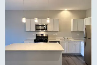 301 N Madison Street #3C, Woodstock, IL 60098 - Photo 2