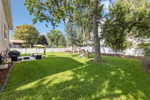 625 N Locust St, Frankfort, IL 60423 - Photo 22