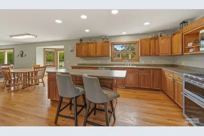 2066 Bernadette Lane, Yorkville, IL 60560 - Photo 14
