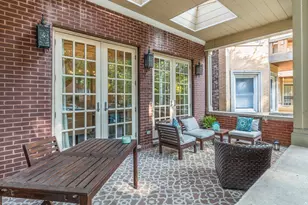 5421 S Hyde Park Blvd, Chicago, IL 60615 - Photo 4