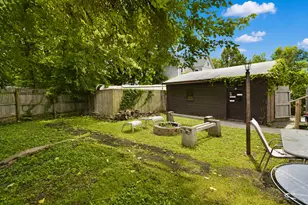 610 N Mclean St, Bloomington, IL 61701 - Photo 22