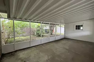 17609 Roosevelt Ave, Homewood, IL 60430 - Photo 14