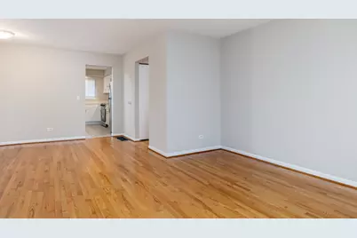 102 Steeple Drive #B, Buffalo Grove, IL 60089 - Photo 2