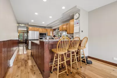 6210 N Moody Avenue, Chicago, IL 60646 - Photo 12