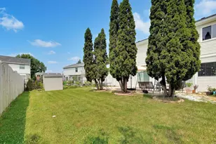 1952 Pastoral Ln, Hanover Park, IL 60133 - Photo 50