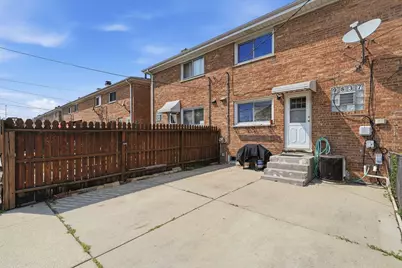 9837 Garden Court, Schiller Park, IL 60176 - Photo 22