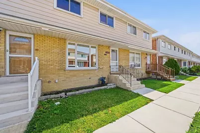 9837 Garden Court, Schiller Park, IL 60176 - Photo 2