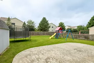 354 White Tail Dr, Hainesville, IL 60030 - Photo 24