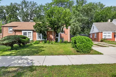 9722 S Merrion Avenue, Chicago, IL 60617 - Photo 1