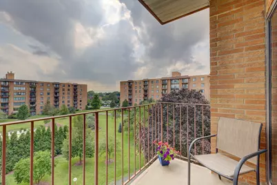 1717 W Crystal Lane #512, Mount Prospect, IL 60056 - Photo 34