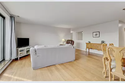 1717 W Crystal Lane #512, Mount Prospect, IL 60056 - Photo 6