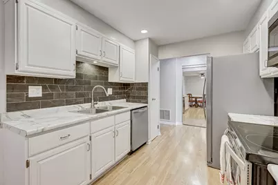 1717 W Crystal Lane #512, Mount Prospect, IL 60056 - Photo 14