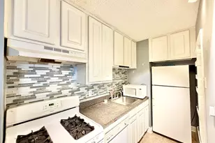 1750 N Marywood Ave, Aurora, IL 60505 - Photo 6