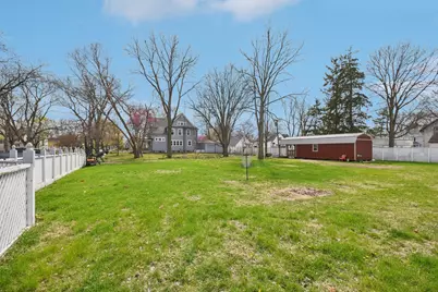 1003 N Chicago Street, Pontiac, IL 61764 - Photo 2