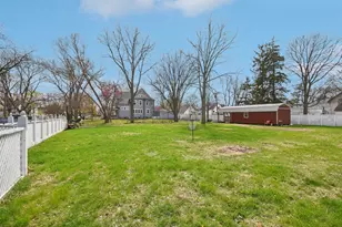 1003 N Chicago St, Pontiac, IL 61764 - Photo 2