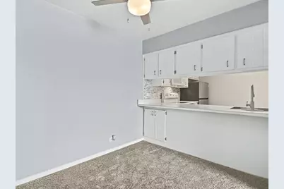 830 Elder Road #406, Homewood, IL 60430 - Photo 4