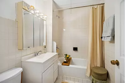 3226 W Thomas Street, Chicago, IL 60651 - Photo 14