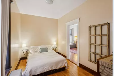 3226 W Thomas Street, Chicago, IL 60651 - Photo 8
