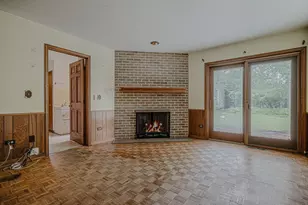 102 N Glendale Ave, Barrington, IL 60010 - Photo 12