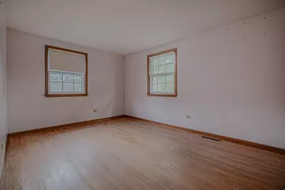 102 N Glendale Avenue, Barrington, IL 60010 - Photo 18