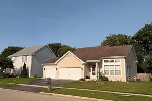 2000 Oakbrook Dr, Belvidere, IL 61008 - Photo 2