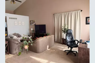 2000 Oakbrook Drive, Belvidere, IL 61008 - Photo 10