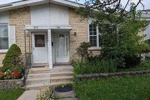 386 Dover Dr, Des Plaines, IL 60018 - Photo 1
