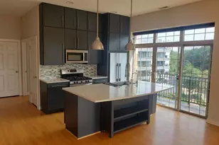 6423 W Touhy Ave, Chicago, IL 60646 - Photo 16