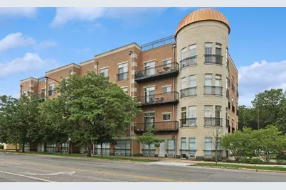 6423 W Touhy Avenue #4C, Chicago, IL 60646 - Photo 1