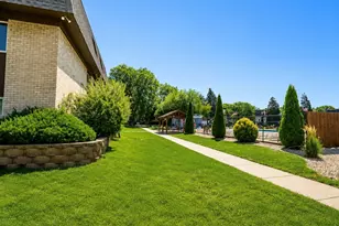 11103 S 84th Ave, Palos Hills, IL 60465 - Photo 14