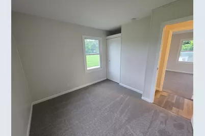 910 W 11th Street, Sterling, IL 61081 - Photo 8