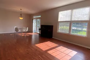 1298 Georgetown Way, Vernon Hills, IL 60061 - Photo 4