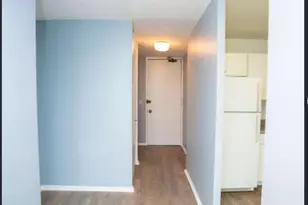 6700 S South Shore Dr, Chicago, IL 60649 - Photo 2