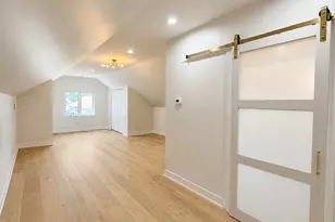 8233 S Carpenter St, Chicago, IL 60620 - Photo 16