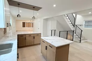 8233 S Carpenter St, Chicago, IL 60620 - Photo 12