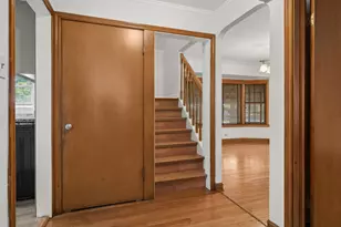 3301 N Newland Ave, Chicago, IL 60634 - Photo 8