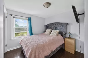 5115 W 63rd Pl, Chicago, IL 60638 - Photo 8