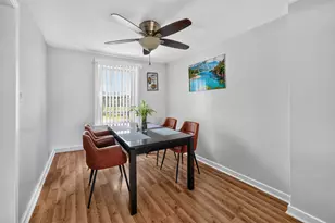 5115 W 63rd Pl, Chicago, IL 60638 - Photo 4