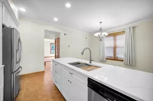 2025 S Lincoln Ave, Lombard, IL 60148 - Photo 18