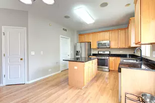 6 Forsythia Ct, Bolingbrook, IL 60490 - Photo 14
