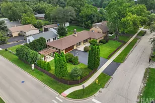 365 Woodland Dr, Grayslake, IL 60030 - Photo 38
